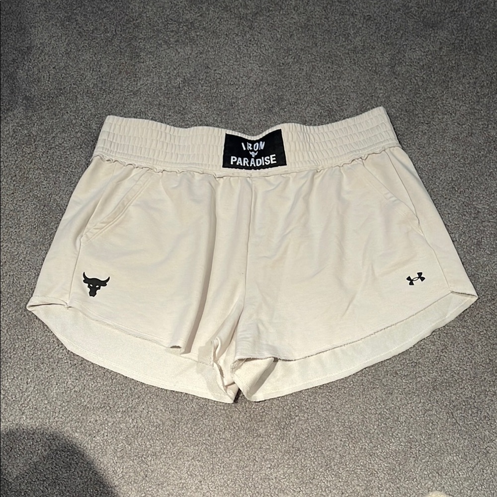 Under Armour Cream Athletic Shorts Soft Fabric